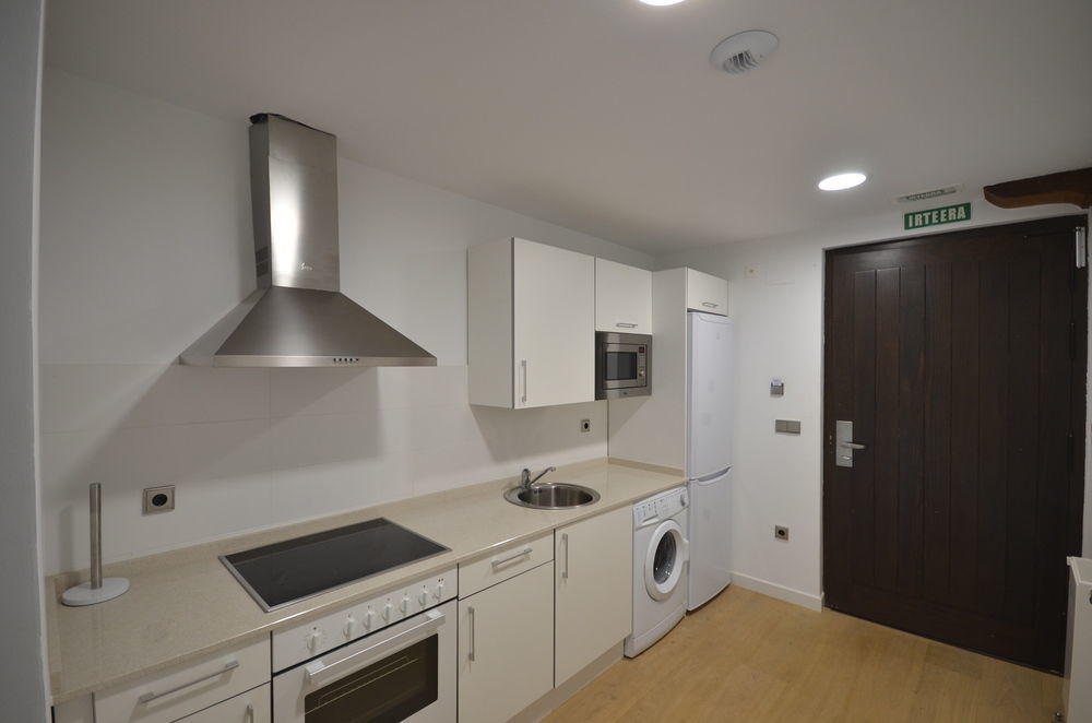 Arantza Apartamentuak Buitenkant foto